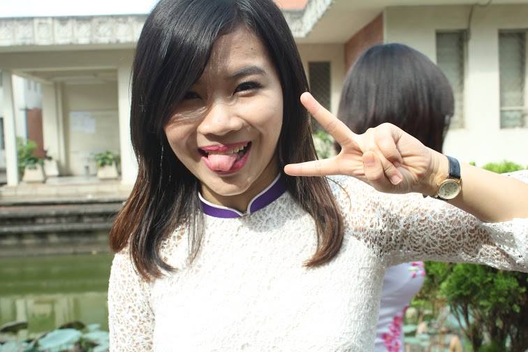 Khi người ta có bằng lái ô tô thì tớ mới có bằng lái xe máy